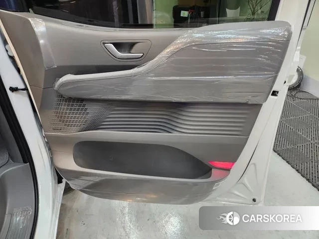 Hyundai Staria id 3502267 из Кореи 8