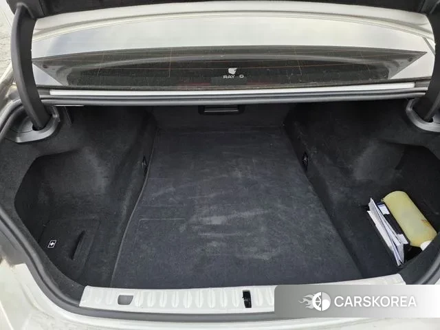 BMW 7 Series (G11) id 3355965 из Кореи 8