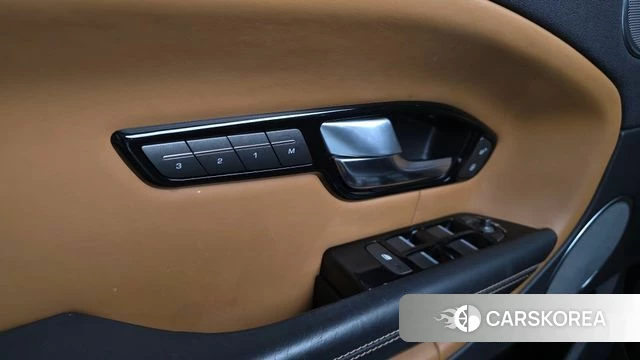 Land Rover Range Rover Evoque id 4232654 из Кореи 8