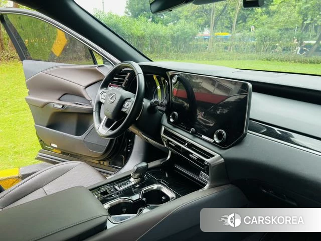 Lexus RX id 4353446 из Китая 8