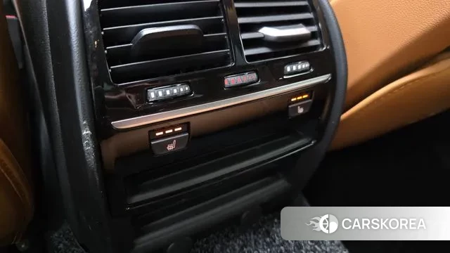 BMW 5 Series (G30) id 3728292 из Кореи 8