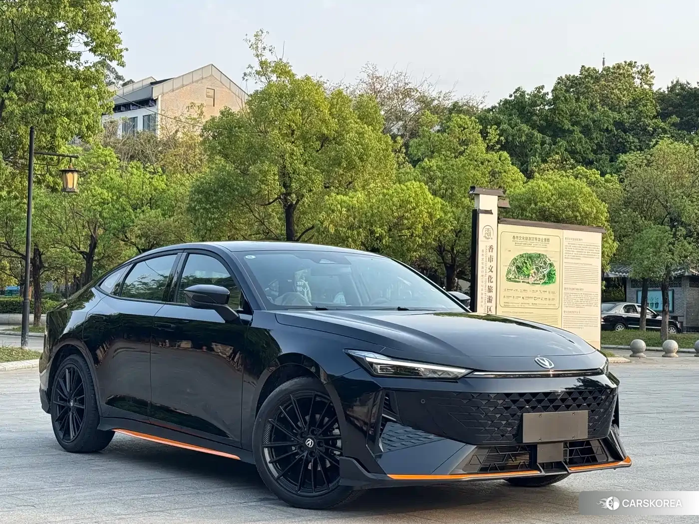 Chang'an Changan UNI-V id 4565293 из Китая 8