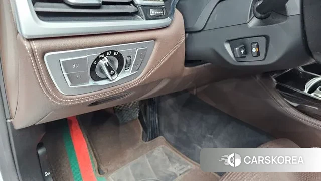 BMW 7 Series (G11) id 3018852 из Кореи 8