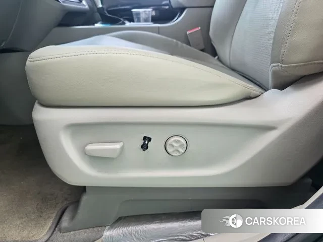 Kia The New Carnival id 3055625 из Кореи 8