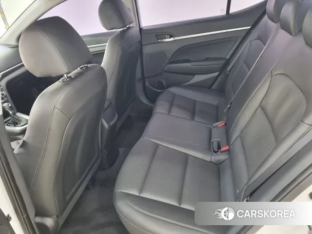 Hyundai The New Avante AD id 3386044 из Кореи 8