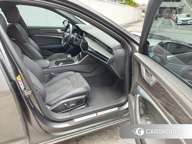 Audi A6L id 4290040 из Китая 8