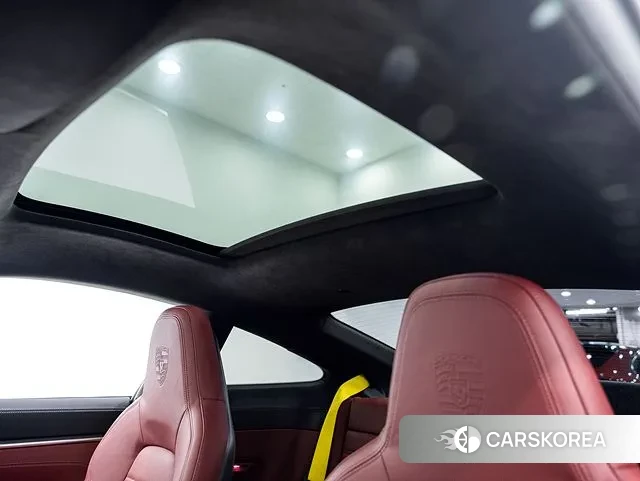 Porsche 911(992) id 3164082 из Кореи 8