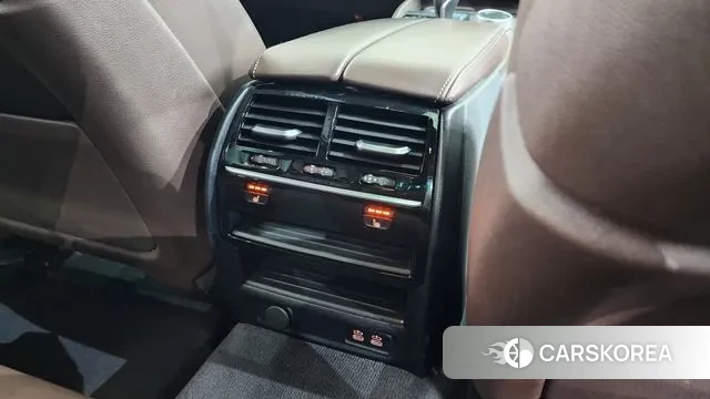 BMW 5 Series (G30) id 3666180 из Кореи 8