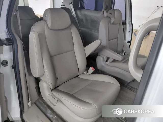 Kia The New Carnival id 3602037 из Кореи 8