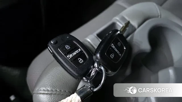 Hyundai The New Grand Starex id 3243530 из Кореи 8