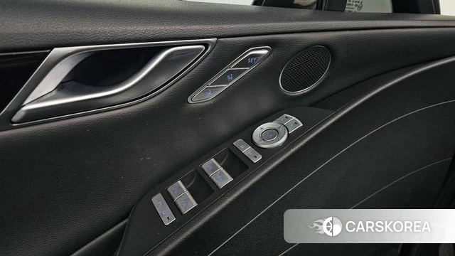 Genesis G80 (RG3) id 3793743 из Кореи 8