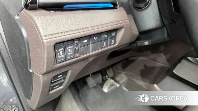 Honda Odyssey id 4294968 из Кореи 8