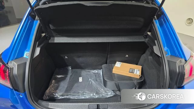 Peugeot e-208 second Generation id 4194570 из Кореи 8