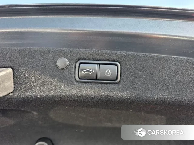 Hyundai The New Grandeur IG id 3655898 из Кореи 8