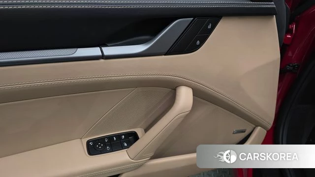 Porsche 911(992) id 4394599 из Кореи 8