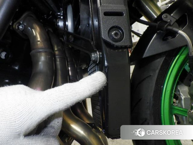 Kawasaki Z H2 SE id 3950256 из Японии 8