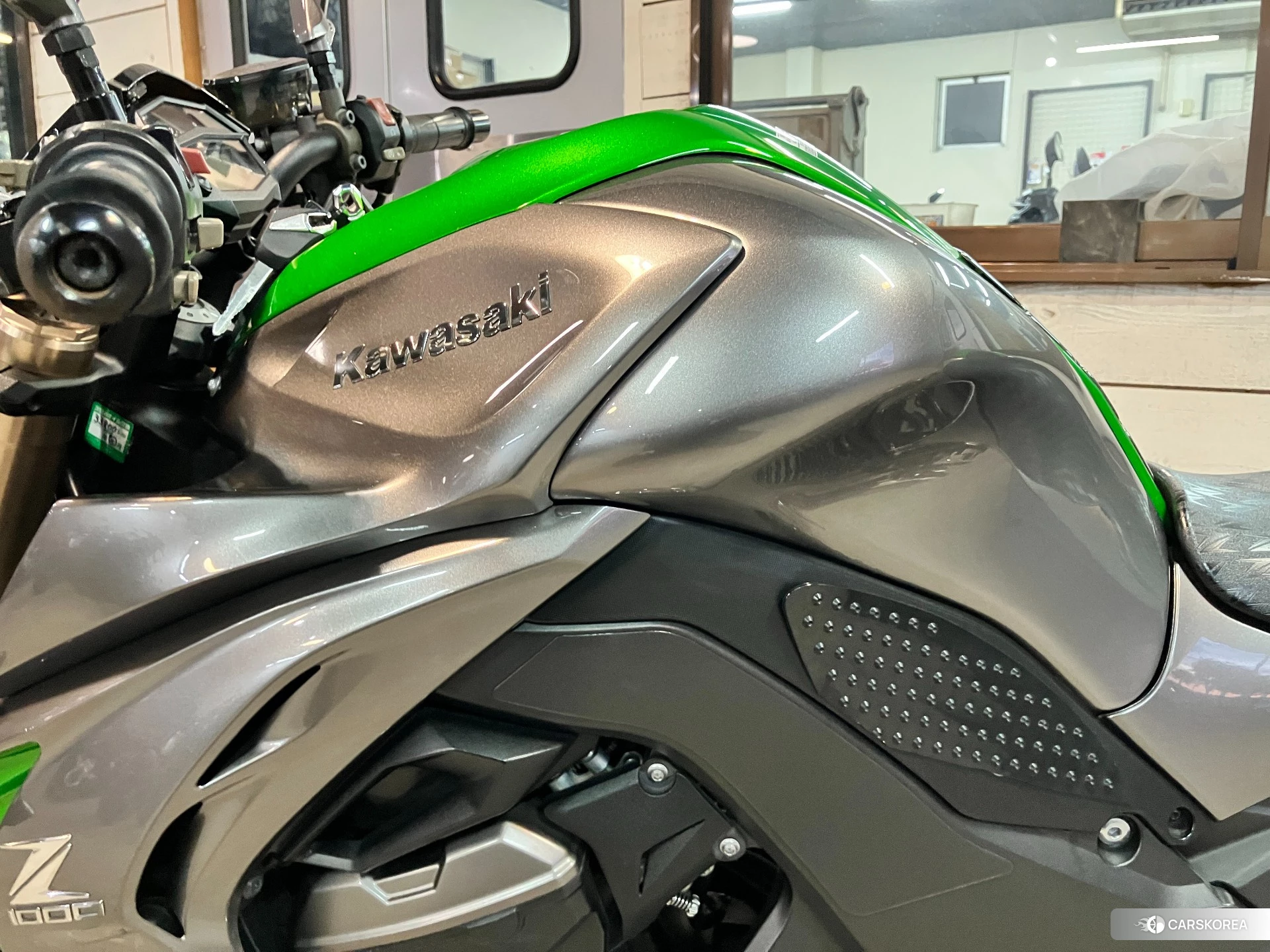 Kawasaki Z1000 id 4348018 из Японии 8