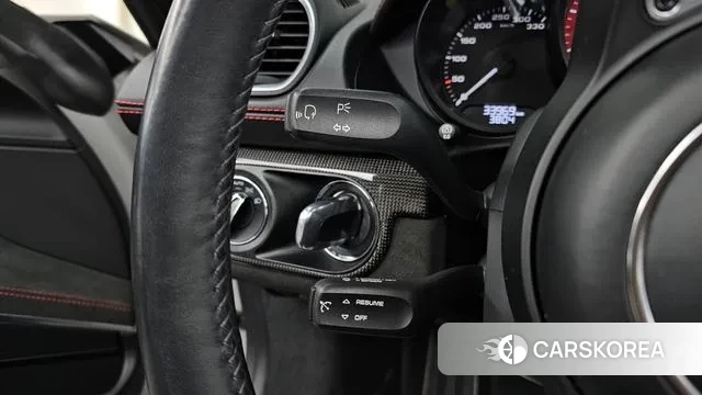 Porsche 718 Boxster id 3685692 из Кореи 8