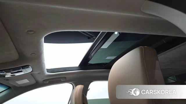 Hyundai Grandeur Hybrid (GN7) id 4710811 из Кореи 8