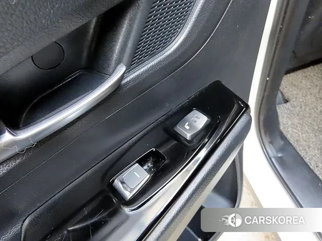 Ssangyong Beautiful Korando id 3417103 из Кореи 8