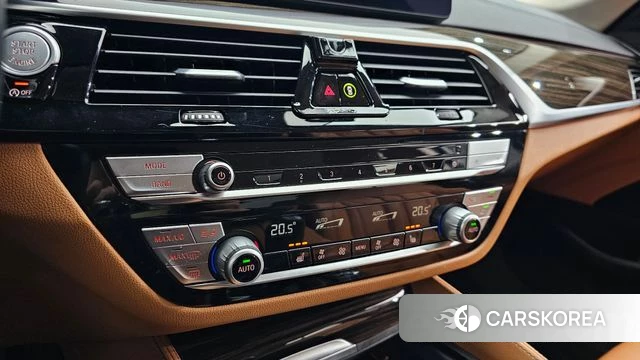 BMW 5 Series (G30) id 3916453 из Кореи 8