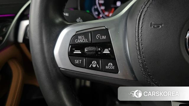 BMW 5 Series (G30) id 3871696 из Кореи 8