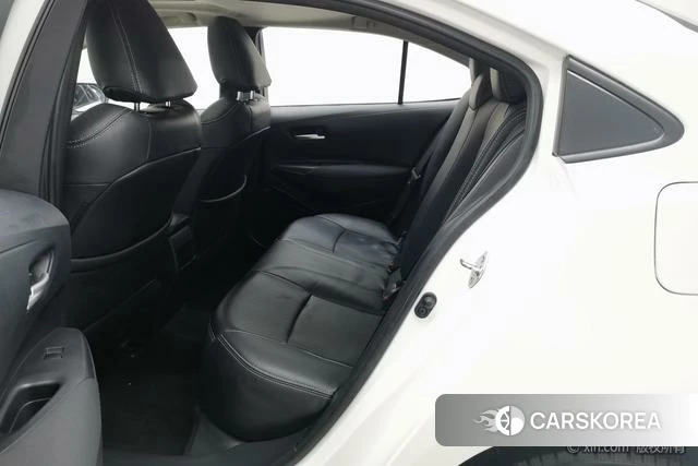 Toyota Corolla id 4210643 из Китая 8