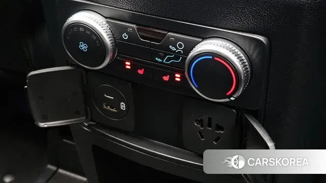 Ford Explorer 6th Generation id 3655114 из Кореи 8