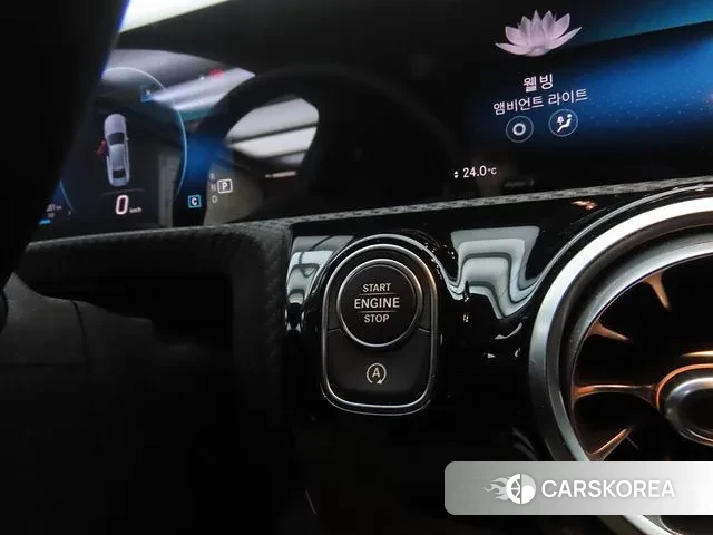 Mercedes-Benz A-Class W177 id 3514713 из Кореи 8