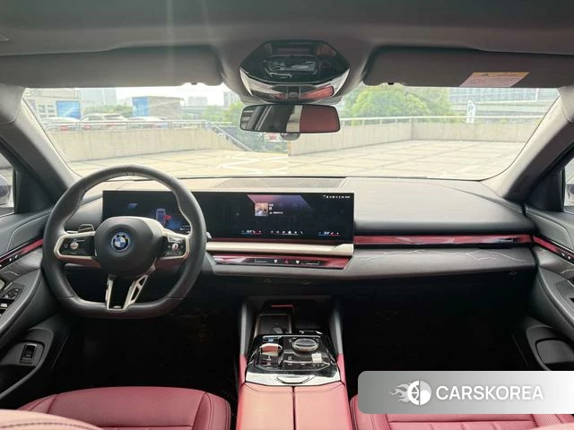 BMW i5 id 4353123 из Китая 8