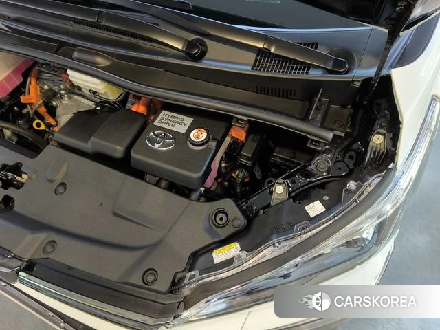 Toyota Wilfa id 4299913 из Китая 8