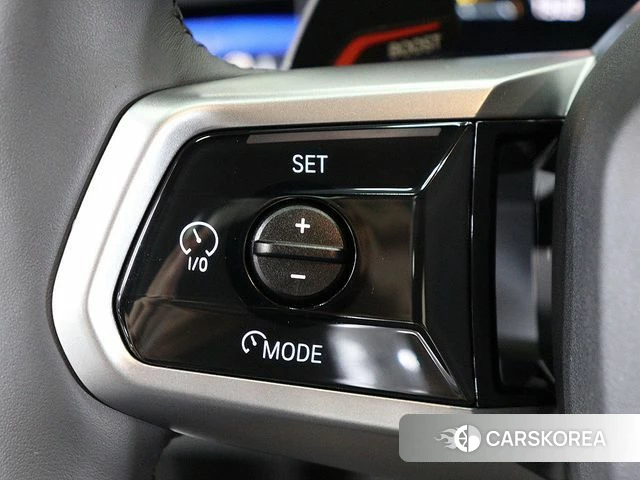 BMW 5 Series (G60) id 4349084 из Кореи 8