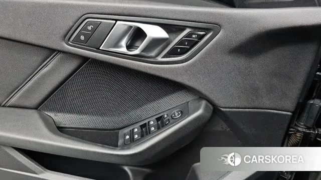 BMW 1 Series (F40) id 3008777 из Кореи 8