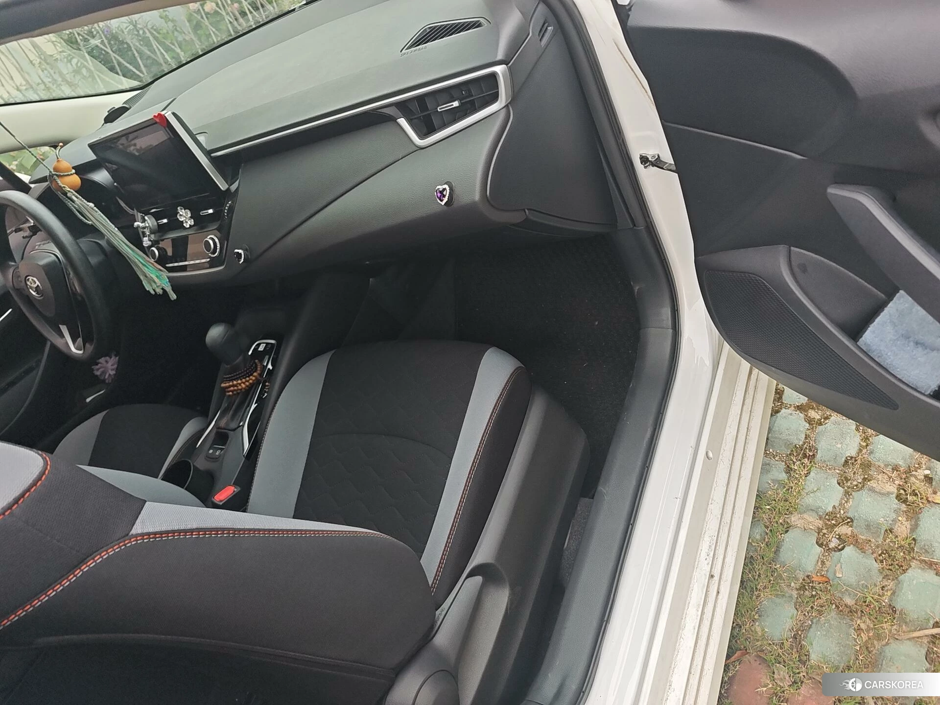 Toyota Corolla id 4461373 из Китая 8