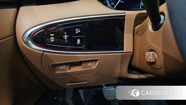 Genesis GV70 id 3903419 из Кореи 8