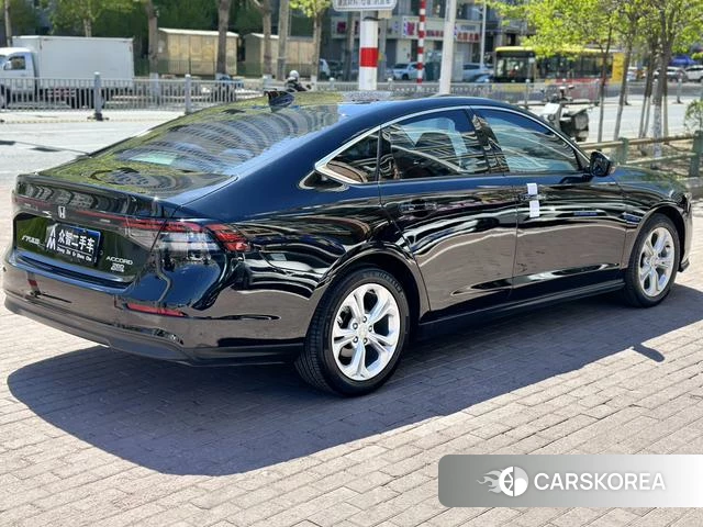 Honda Accord id 4307579 из Китая 8