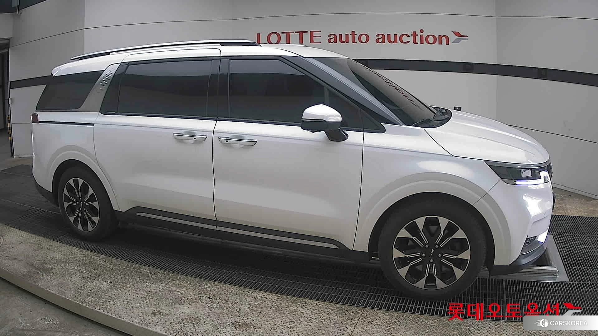 Kia Carnival Limousine id 3882175 из Кореи 8