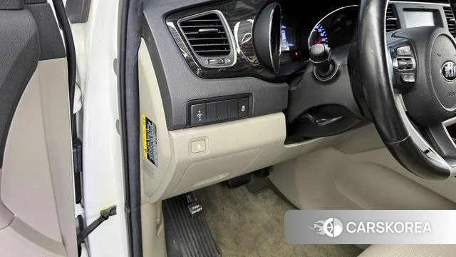 Kia The New Carnival id 3886042 из Кореи 8