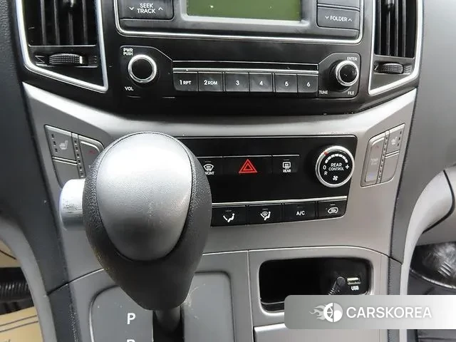 Hyundai The New Grand Starex id 3723786 из Кореи 8