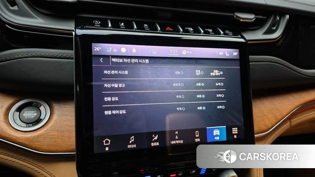 Jeep Grand Cherokee (WL) id 3838906 из Кореи 8