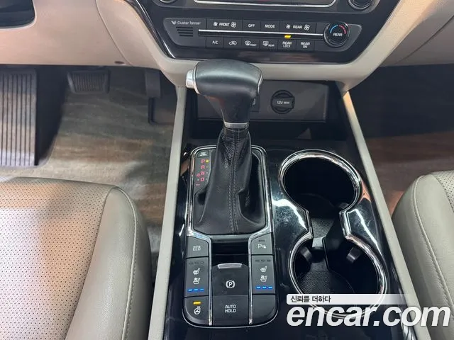 Kia The New Carnival id 2662042 из Кореи 8