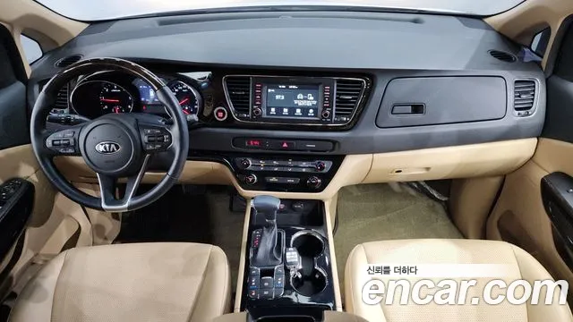 Kia The New Carnival id 2756885 из Кореи 8