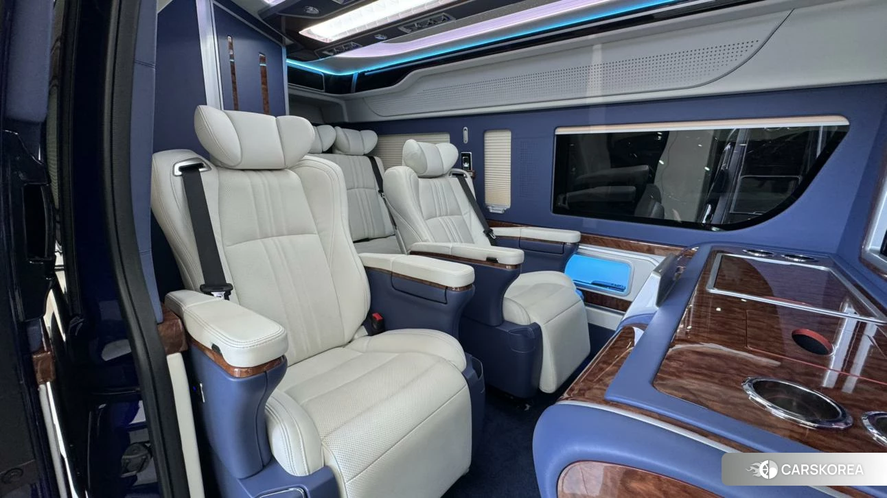 Toyota Hiace id 4468103 из Китая 8