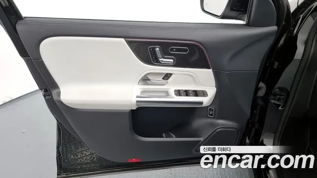 Mercedes-Benz GLA - Class H247 id 2921737 из Кореи 8