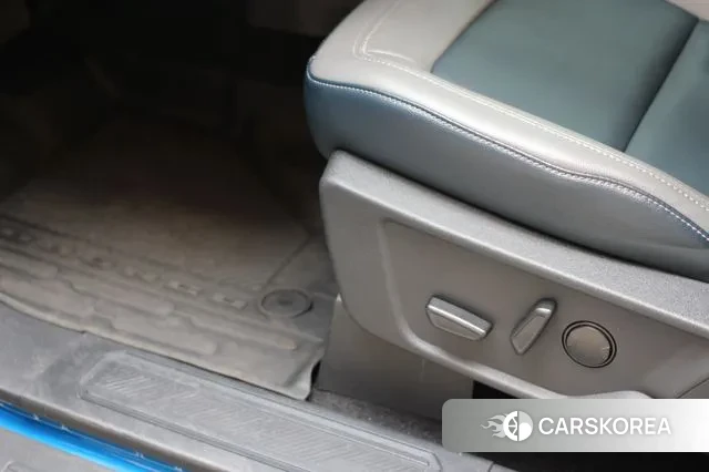 Ford Bronco 6th Generation id 3400150 из Кореи 8