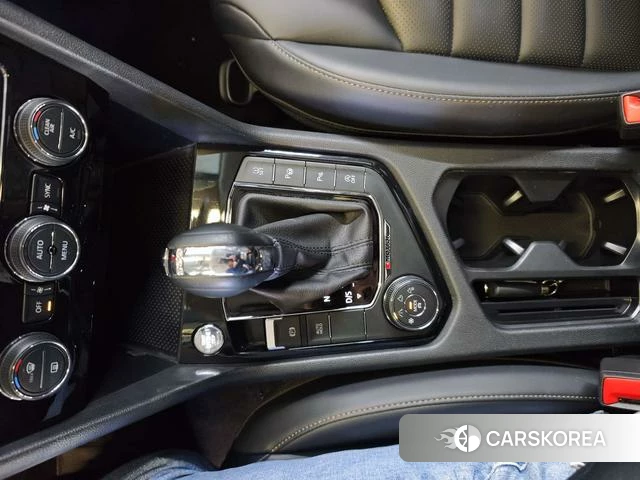 Volkswagen Tuyue id 4213752 из Китая 8