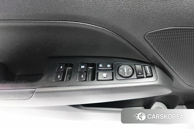 Hyundai Avante AD id 4269399 из Кореи 8
