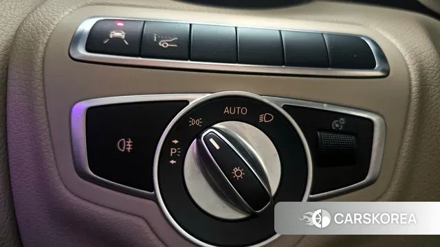 Mercedes-Benz C-Class W205 id 2994978 из Кореи 8