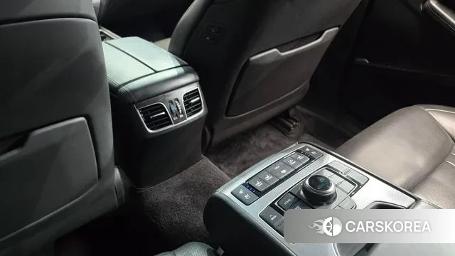 Genesis G80 id 3330380 из Кореи 8