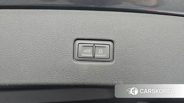 Audi Q8 (4M) id 4249741 из Кореи 8
